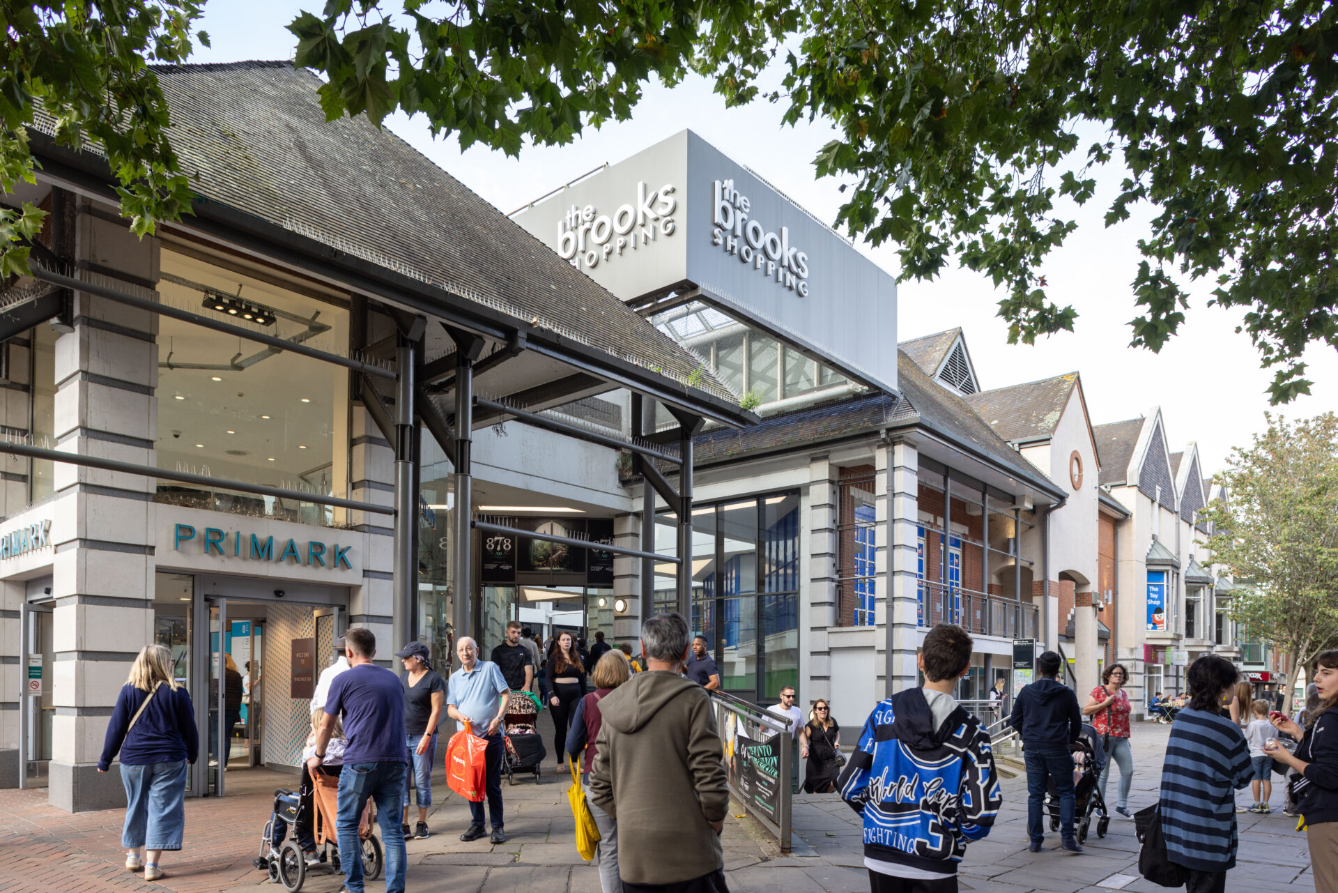 Brook Shoping Design The Brooks Shopping Centre - Website - AVIDD Design